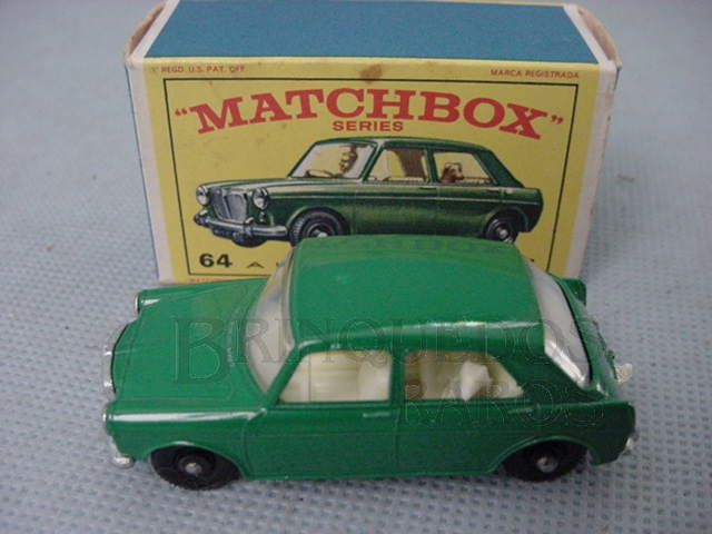Brinquedo antigo MG 1100 verde Black Plastic Regular Wheels