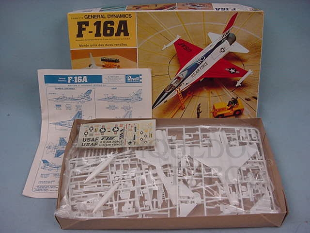 Brinquedo antigo Avião General Dynamics F16 A caixa mole