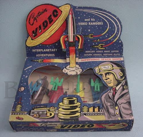 Brinquedo antigo Caixa tipo vitrine do conjunto de seis naves espaciais de plástico Capitan Video fabricado na década de 1950 pela Lido Toy co. U.S.A.