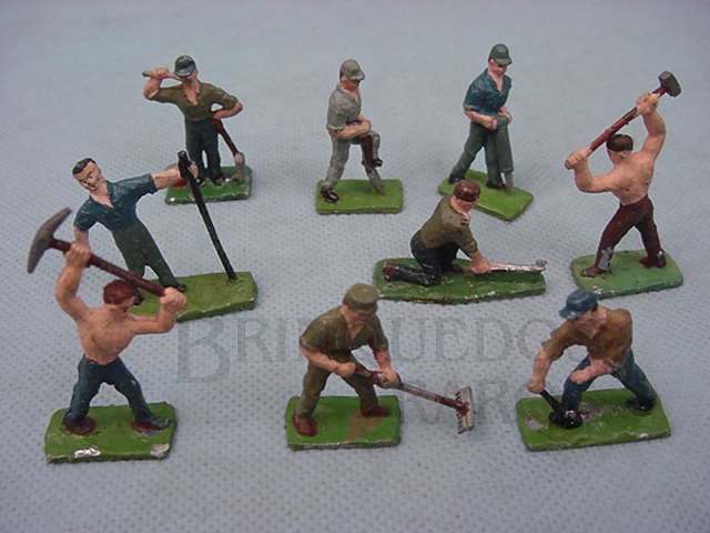 Brinquedo antigo Figuras de trabalhadores para trem elétrico Década de 1950 preço por unidade