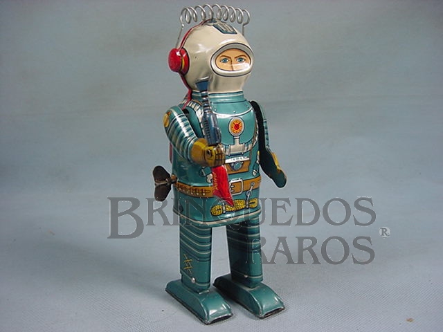 Brinquedo antigo Robot B-17 com 20,00 cm de altura Década de 1950