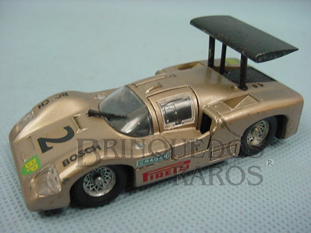 Brinquedo antigo Chaparral 2F dourado Fabricado pela Brosol Solido brésilienne Datada 5-1968
