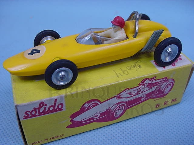 Brinquedo antigo BRM V8 amarela Datado 2-1964