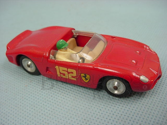 Brinquedo antigo Ferrari 2.5 Litre vermelha Datada 1-1964