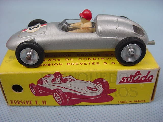 Brinquedo antigo Porsche F2 prata