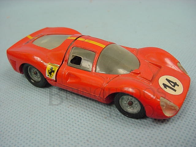 Brinquedo antigo Ferrari 330 P3 vermelha Datada 6-1967