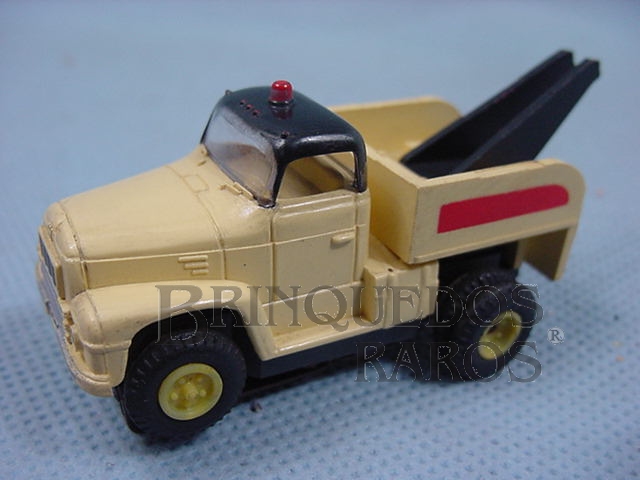 Brinquedo antigo Caminhão Guincho Série Model Motoring Década de 1960