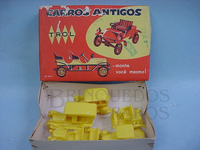 Brinquedo antigo Conjunto Carros Antigos com cinco carros diversos Caixa Vermelha Década de 1960