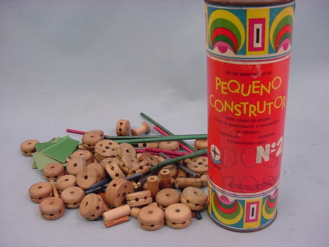 Brinquedo antigo Conjunto de Montar Pequeno Construtor Caixa 2  completo Década de 1960
