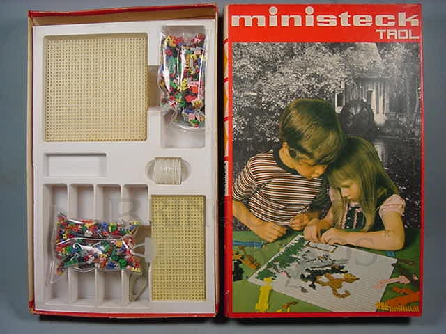 Brinquedo antigo Conjunto de peças para mosaico Ministeck Década de 1970