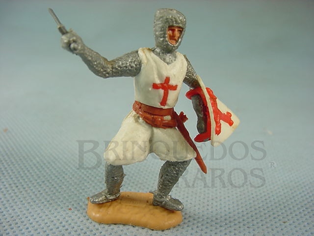 Brinquedo antigo Soldado Cruzado a pé com escudo e espada Década de 1970