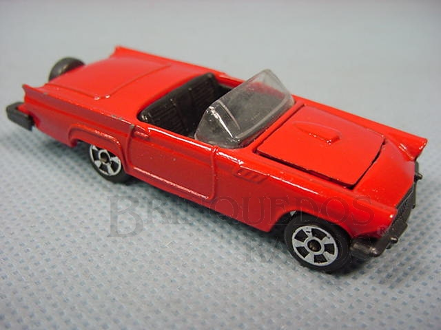 Brinquedo antigo Ford Thunderbird vermelho Brazilian Corgi Jr Kiko Década de 1980
