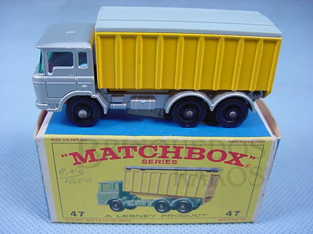Brinquedo antigo DAF Tipper Container Truck black plastic Regular Wheels