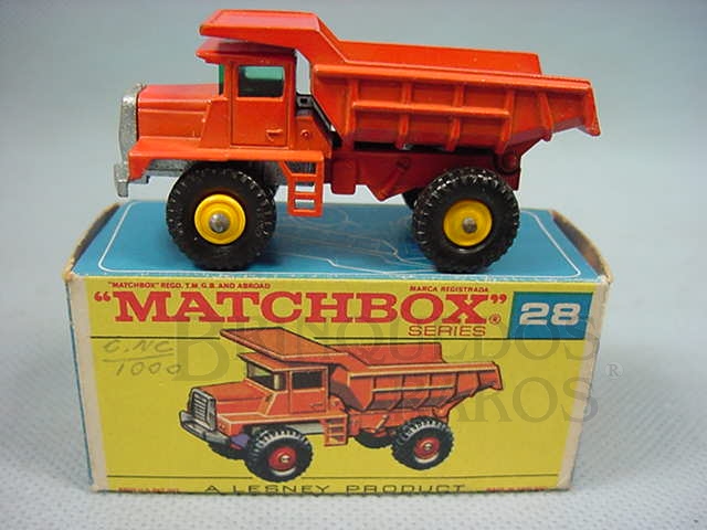 Brinquedo antigo Mack Dump Truck black plastic Regular Wheels