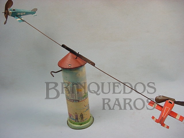 Brinquedo antigo Torre com dois Aviões 20,00 cm de altura Made in US Zone Ano 1948