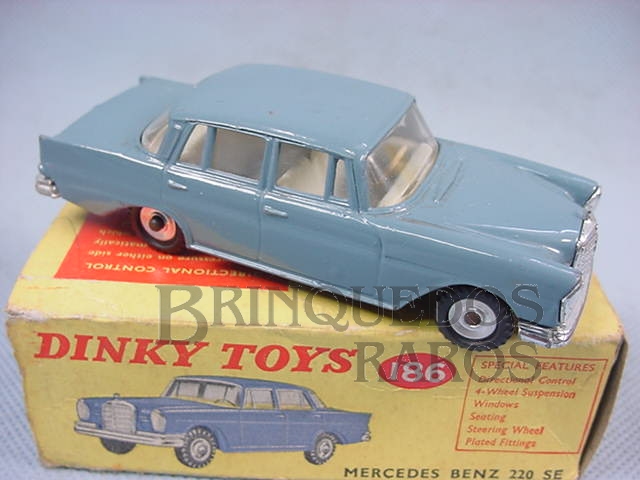 Brinquedo antigo Mercedes Benz 220 SE Década de 1960