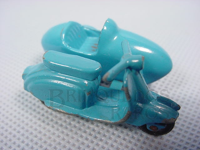 Brinquedo antigo Lambretta Scooter and Sidecar black plastic Regular Wheels Brazilian Matchbox Irta 1960