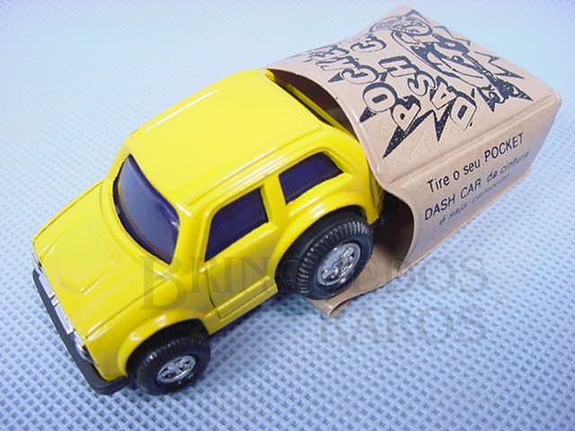 Brinquedo antigo Carro com 6,00 cm de comprimento Série Pocket Dash Alfema década de 1980