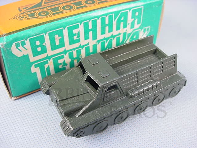 Brinquedo antigo Veículo Militar Russo Década de 1990