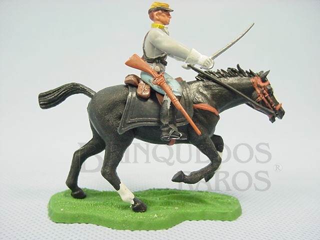 Brinquedo antigo Soldado Confederado a cavalo com sabre Década de 1960