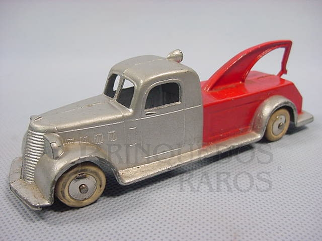 Brinquedo antigo Caminhão Guincho com 12,00 cm de comprimento Série Jumbos Década de 1930
