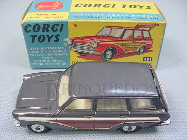 Brinquedo antigo Ford Consul Cortina Super Estate Car cinza Ano 1968