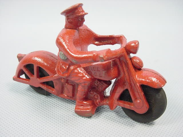 Brinquedo antigo Motocicleta de Bombeiro com 11,00 cm de comprimento Década de 1940