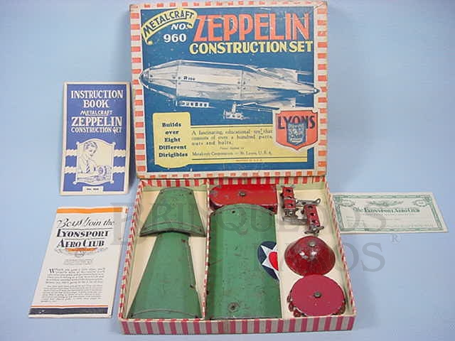 Brinquedo antigo Conjunto para montar um dirigível Zeppelin Constructions Set Completo Década de 1920