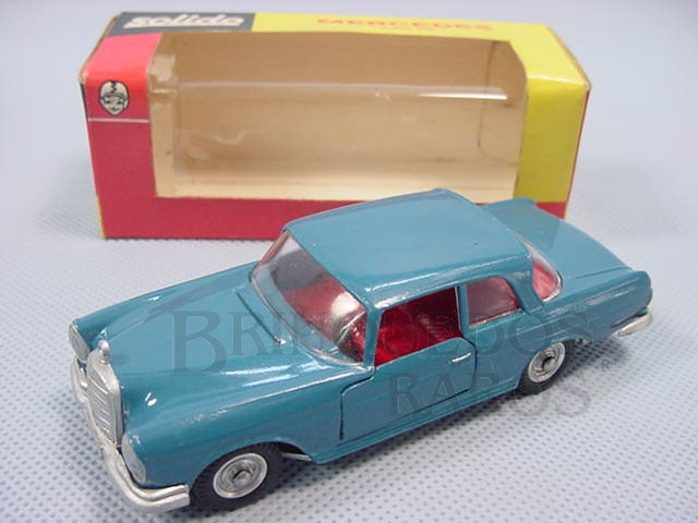 Brinquedo antigo Mercedes Benz 220 SE azul Fabricada pela Brosol Solido brésilienne Datada 3-1963