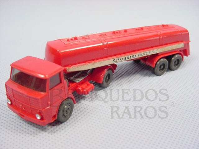 Brinquedo antigo Cavalo Mecânico Henschel com carreta tanque Esso Extra Motor Oil Década de 1960