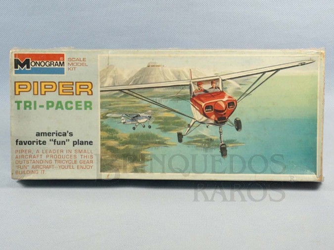 Brinquedo antigo Avião Piper Tri-Pacer Caixa lacrada Década de 1960