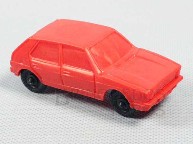 Brinquedo antigo Gol L quatro portas com 8,00 cm de comprimento Década de 1980