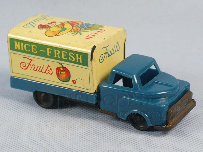 Brinquedo antigo Caminhão Nice Fresh Fruits utilizado como modelo do Expressinho Glasslite Década de 1980