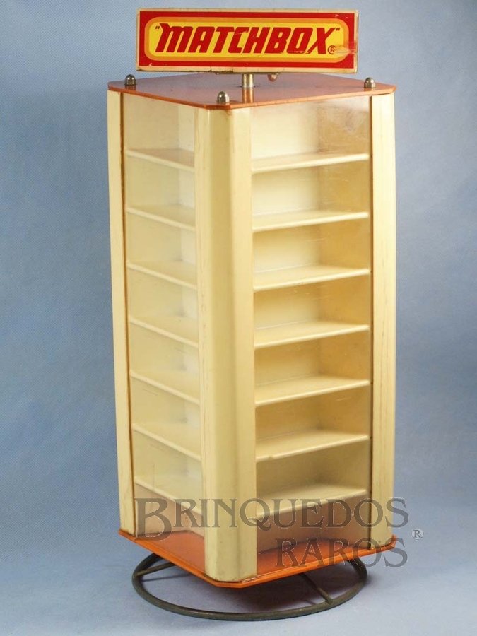 Brinquedo antigo Expositor de Loja com divisões para 48 carros Série 75 Matchbox 47,00 cm de altura Década de 1970