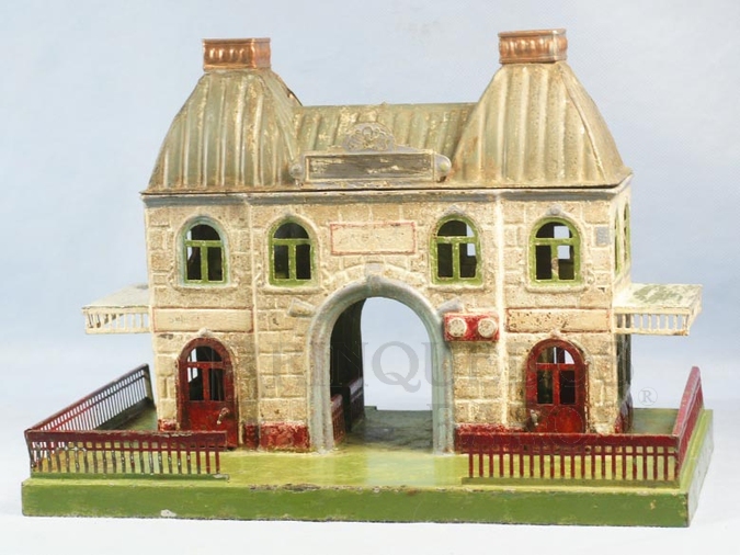 Brinquedo antigo Estação com 34,00 cm de comprimento e 23,00 cm de altura Iluminação por velas Bitola O Ano 1905