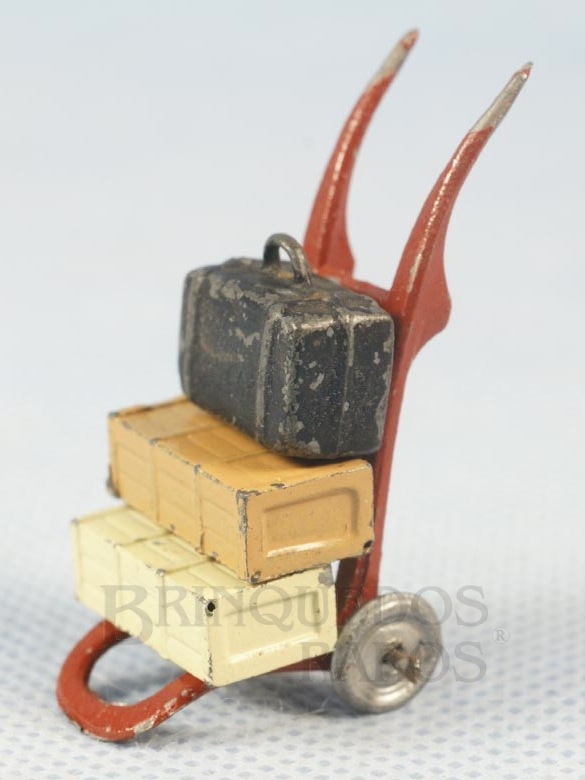 Brinquedo antigo Carrinho de Estação para Bagagens com 5,00 cm de altura Década de 1930
