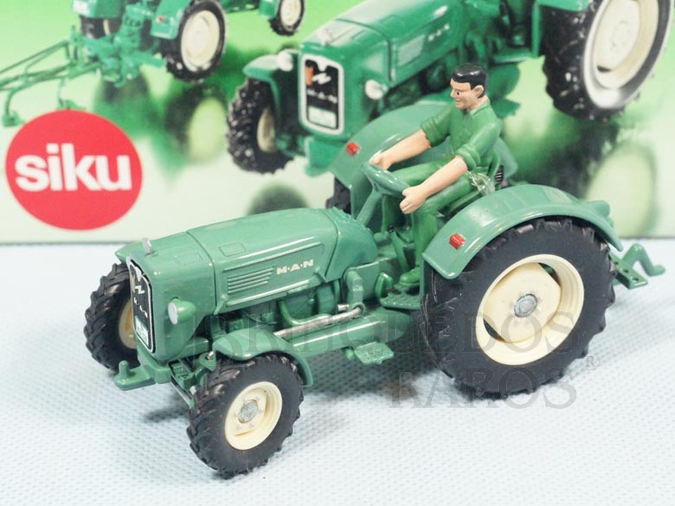 Brinquedo antigo Trator Agrícola Man Diesel com Figura 12,00 cm de comprimento Siku Classic Series Década de 1990