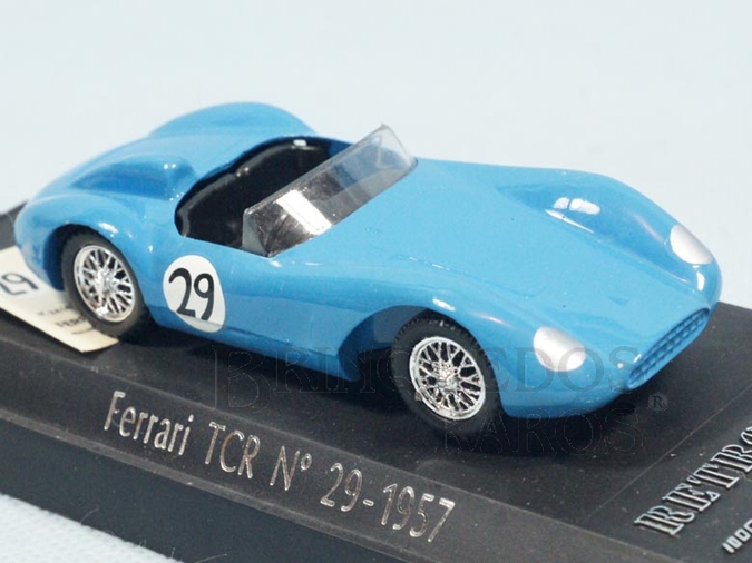 Brinquedo antigo Ferrari Type 500 TRC 1957 azul Década de 1990