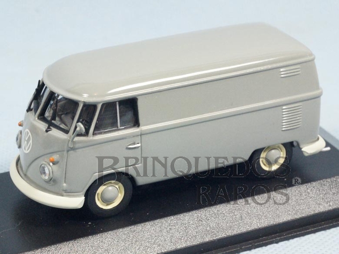 Brinquedo antigo Volkswagen Kombi modelo furgão Década de 1960