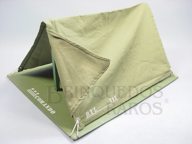 Brinquedo antigo Falcon Barraca com 19,00 cm de altura Base medindo 38,00 x 30,00 cm Década de 1980