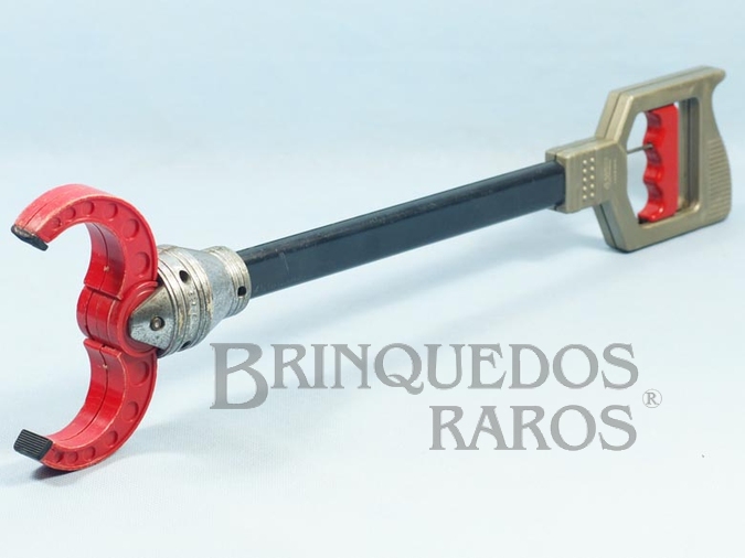 Brinquedo antigo Mão de Aço Década de 1970
