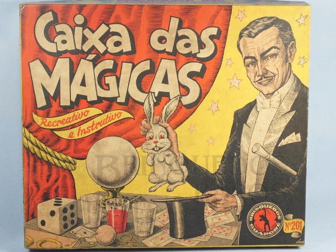 Brinquedo antigo Caixa do Conjunto de Mágicas Caixa das Mágicas Fabricado pela Guaporé Brasil na década de 1960 Trabalho assinado pelo Artista Kraus