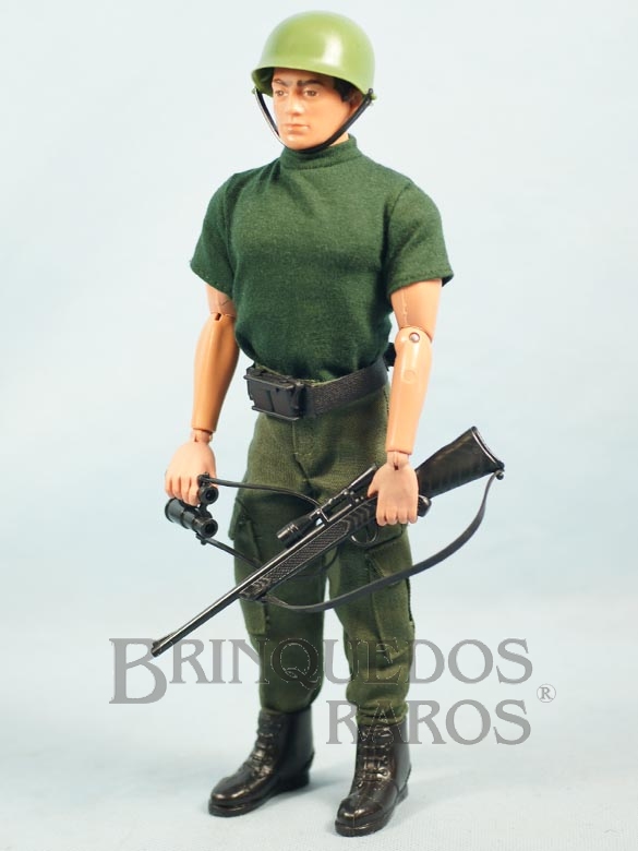 Brinquedo antigo Boneco Falcon Soldado de Combate completo com 7 itens Série Força de Ataque Edição 2000