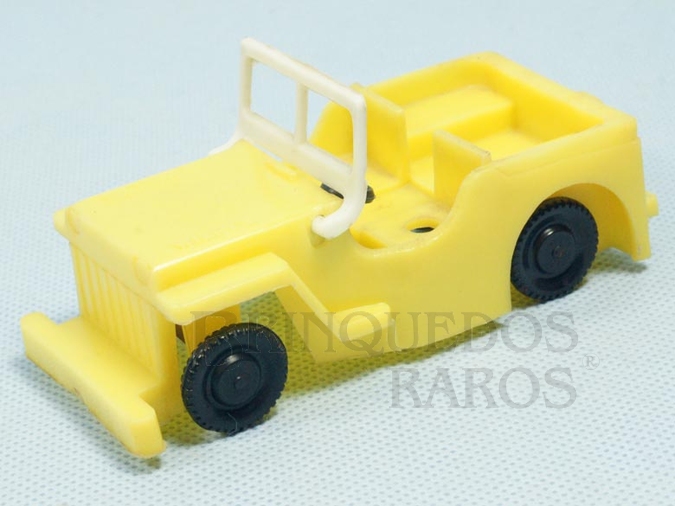 Brinquedo antigo Jeep Willys com 11,cm de comprimento Década de 1960