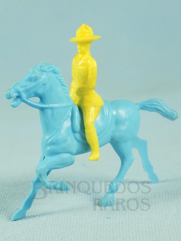 Brinquedo antigo Cavaleiro com Cavalo 8,00 cm de altura Ano 1959