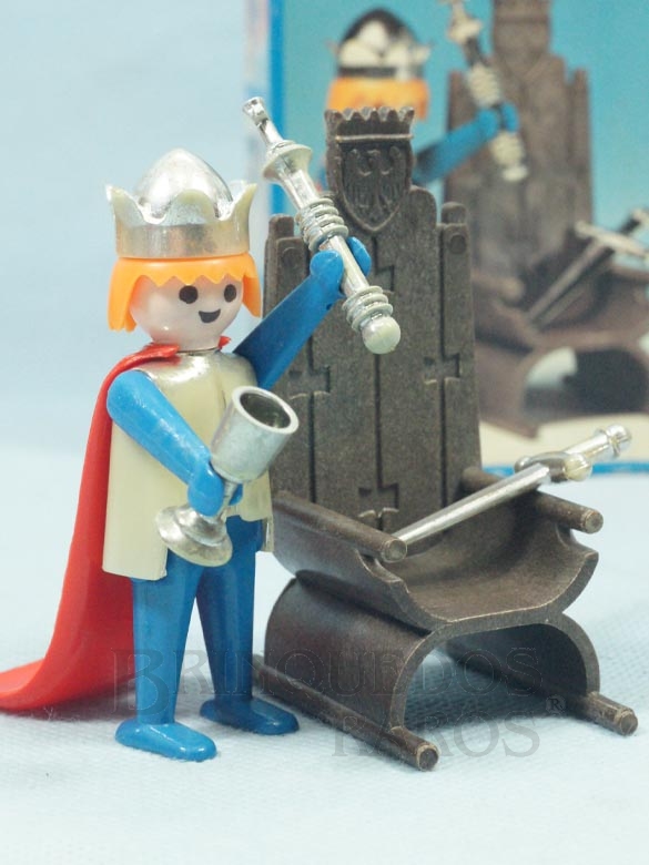 Brinquedo antigo Playmobil Rei Arthur completo Década de 1980