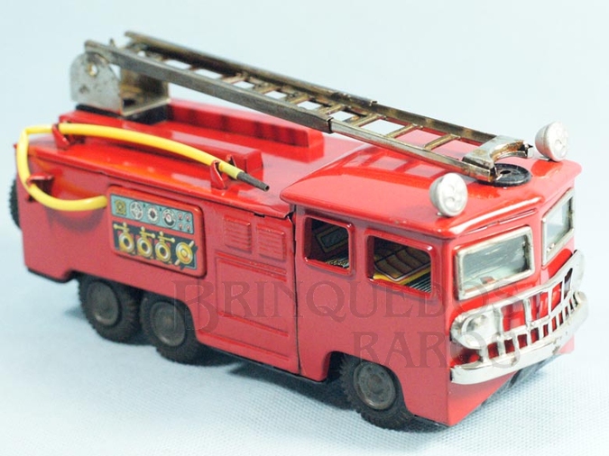 Brinquedo antigo Caminhão com escada e mangueira 22,00 cm de comprimento Década de 1960