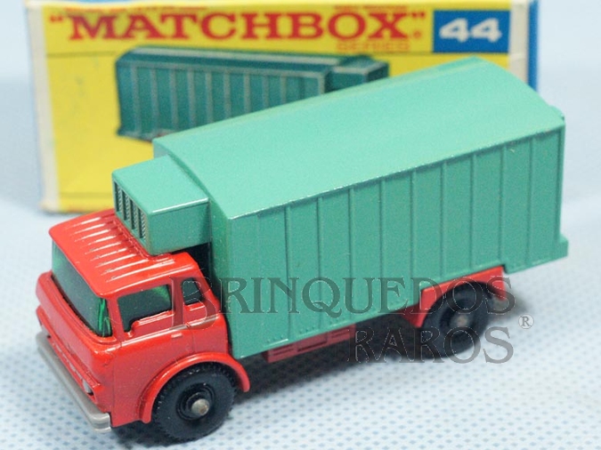 Brinquedo antigo Refrigerator Truck black plastic Regular Wheels