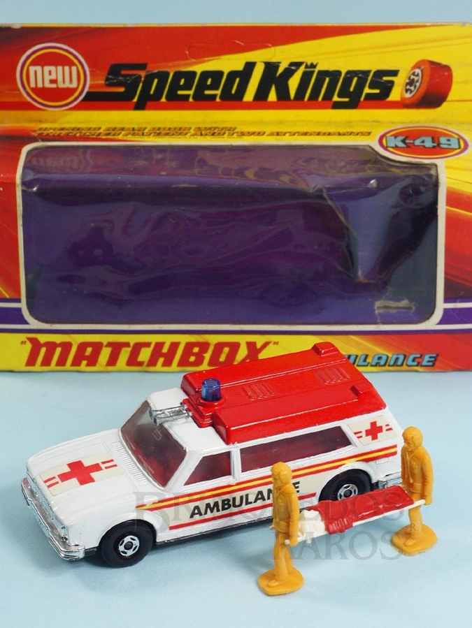 Brinquedo antigo Ambulance Série Speed Kings completa com maca e duas figuras Década de 1970