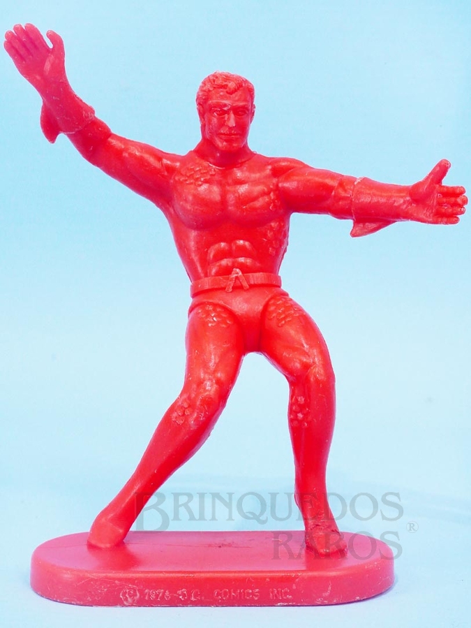 Brinquedo antigo Aquaman de plástico vermelho Década de 1970